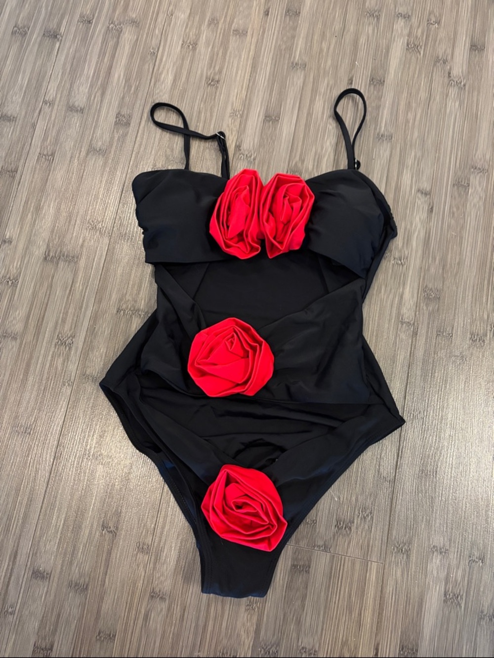 Black and Red Floral flower appliqué Cutout one piece swimsuit - Picture 2 of 5